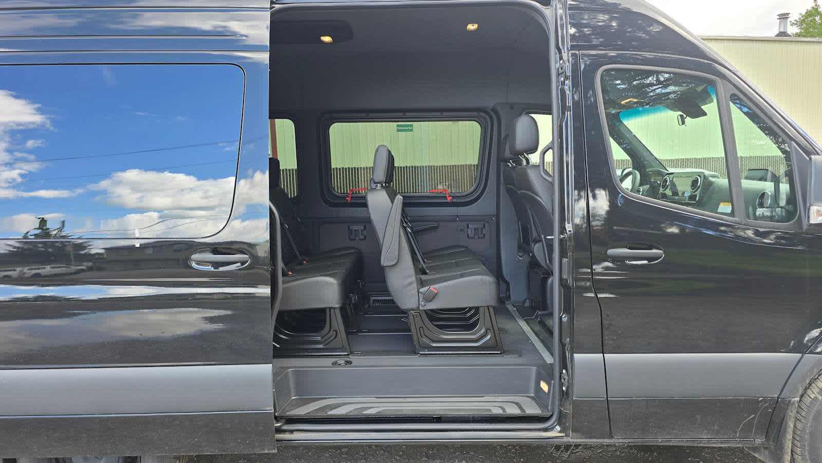 2025 Mercedes-Benz Sprinter Passenger Van 2500 High Roof I4 Diesel HO 170 RWD