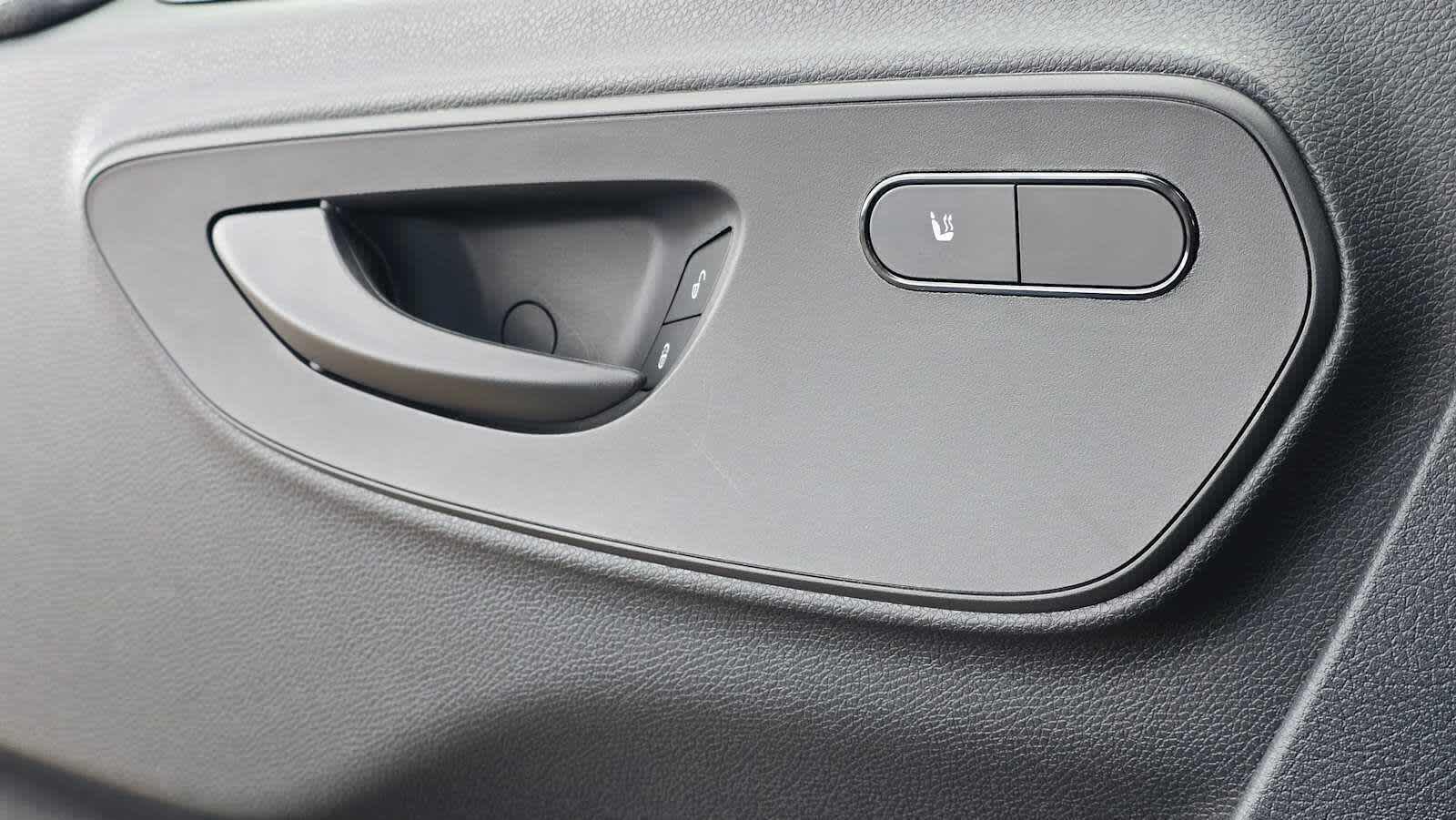 2025 Mercedes-Benz Sprinter Passenger Van 2500 High Roof I4 Diesel HO 170 RWD