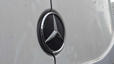 2018 Mercedes-Benz Sprinter Cargo Van 2500 Standard Roof V6 144" RWD