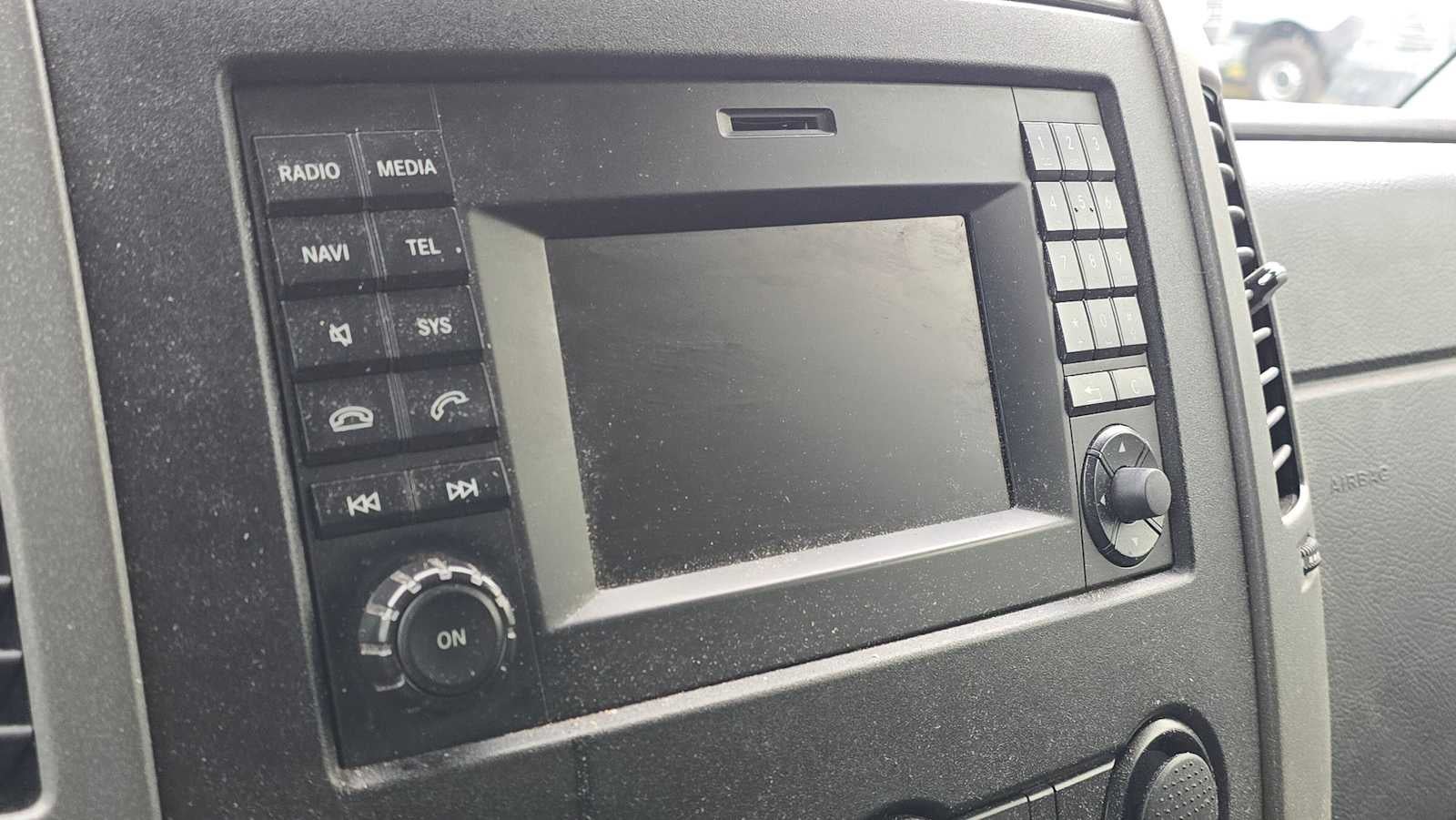 2018 Mercedes-Benz Sprinter Cargo Van 2500 Standard Roof V6 144" RWD