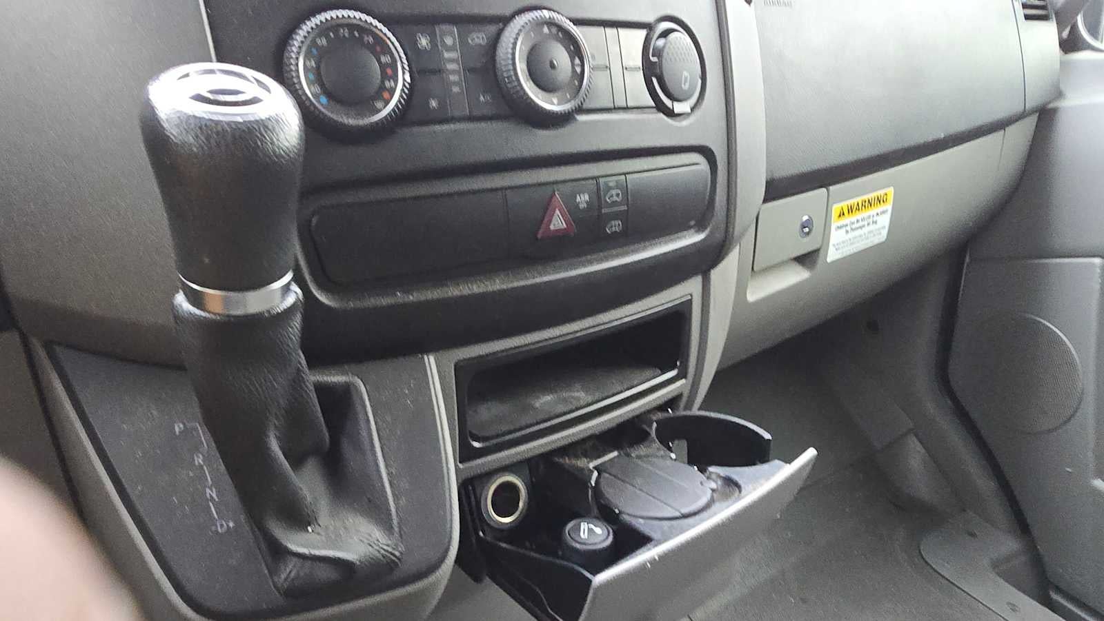 2018 Mercedes-Benz Sprinter Cargo Van 2500 Standard Roof V6 144" RWD