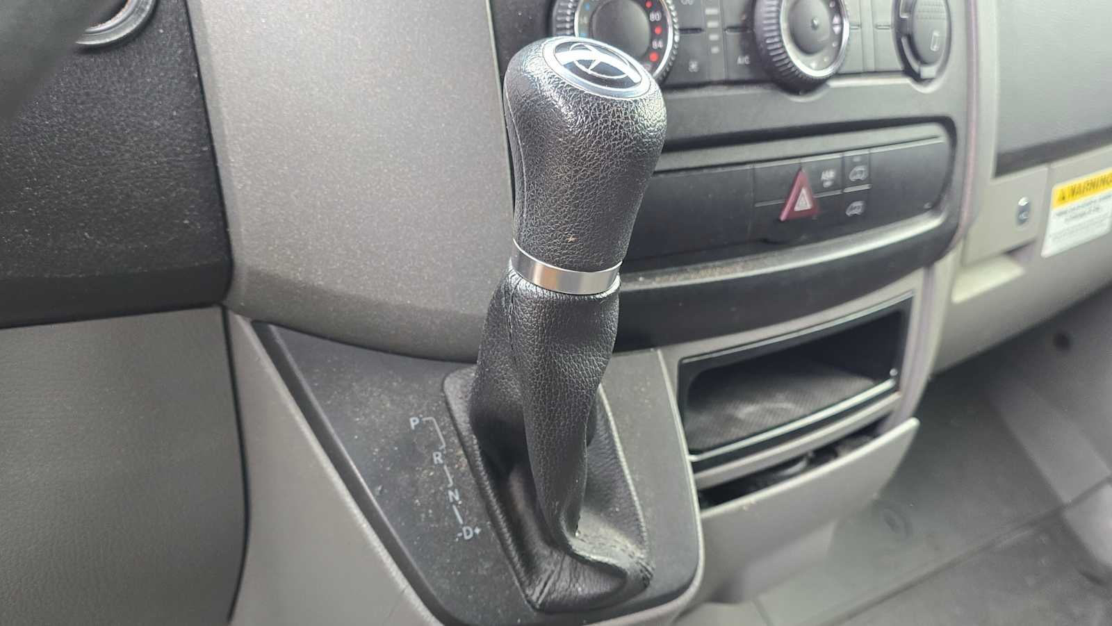 2018 Mercedes-Benz Sprinter Cargo Van 2500 Standard Roof V6 144" RWD