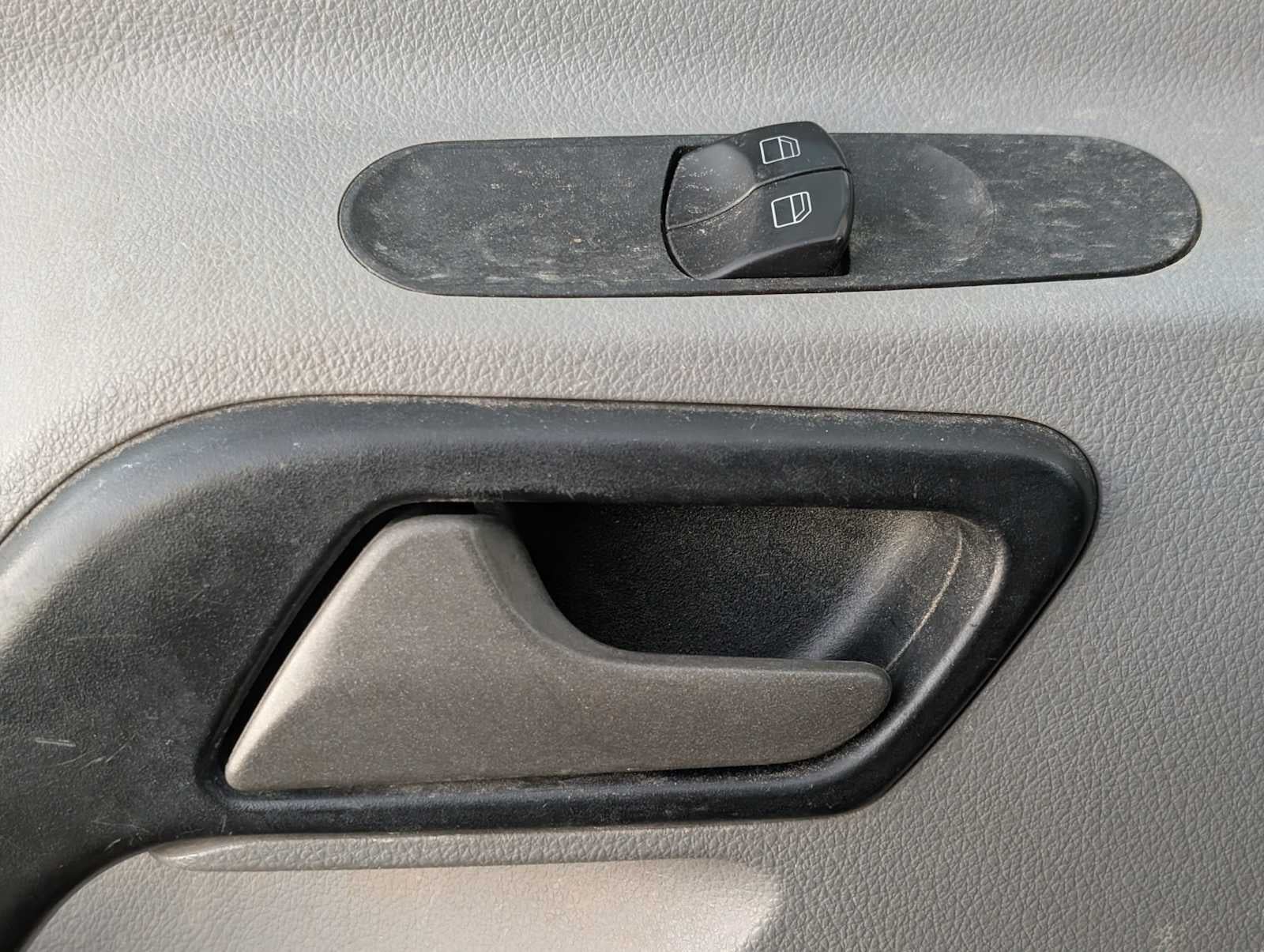 2018 Mercedes-Benz Sprinter Cargo Van Worker