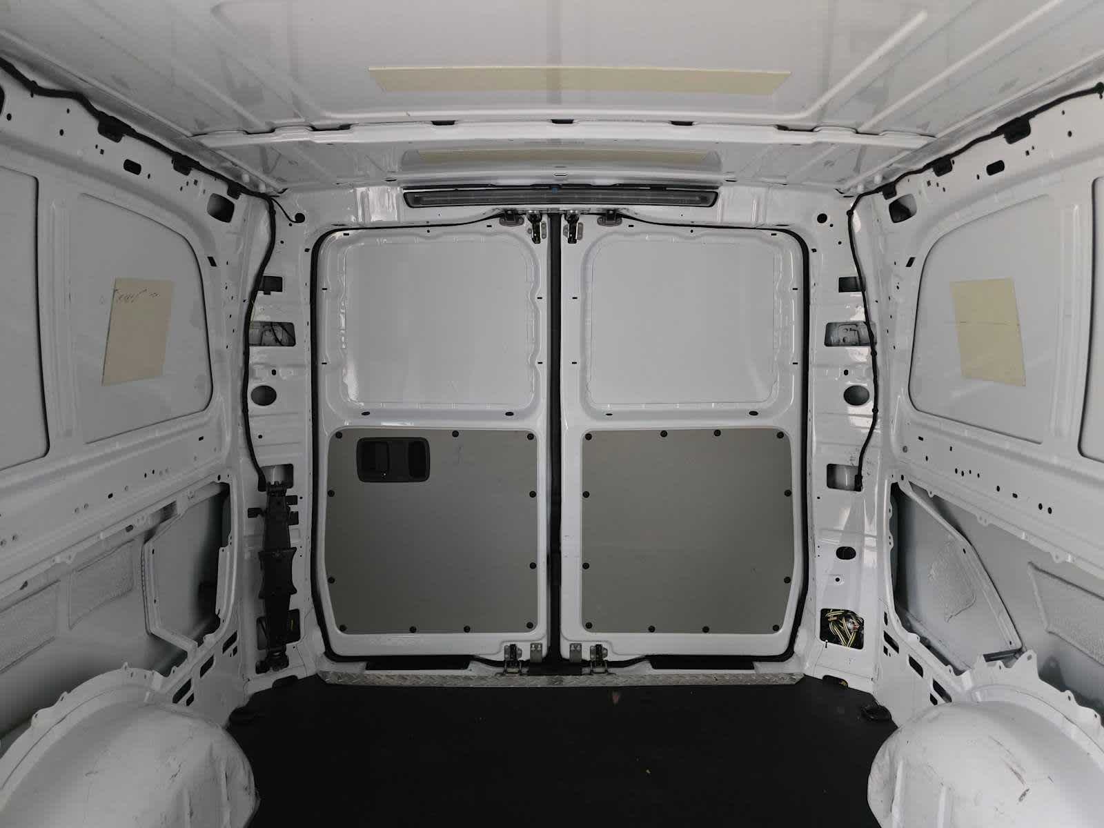 2020 Mercedes-Benz Metris Cargo Van Standard Roof 126 Wheelbase