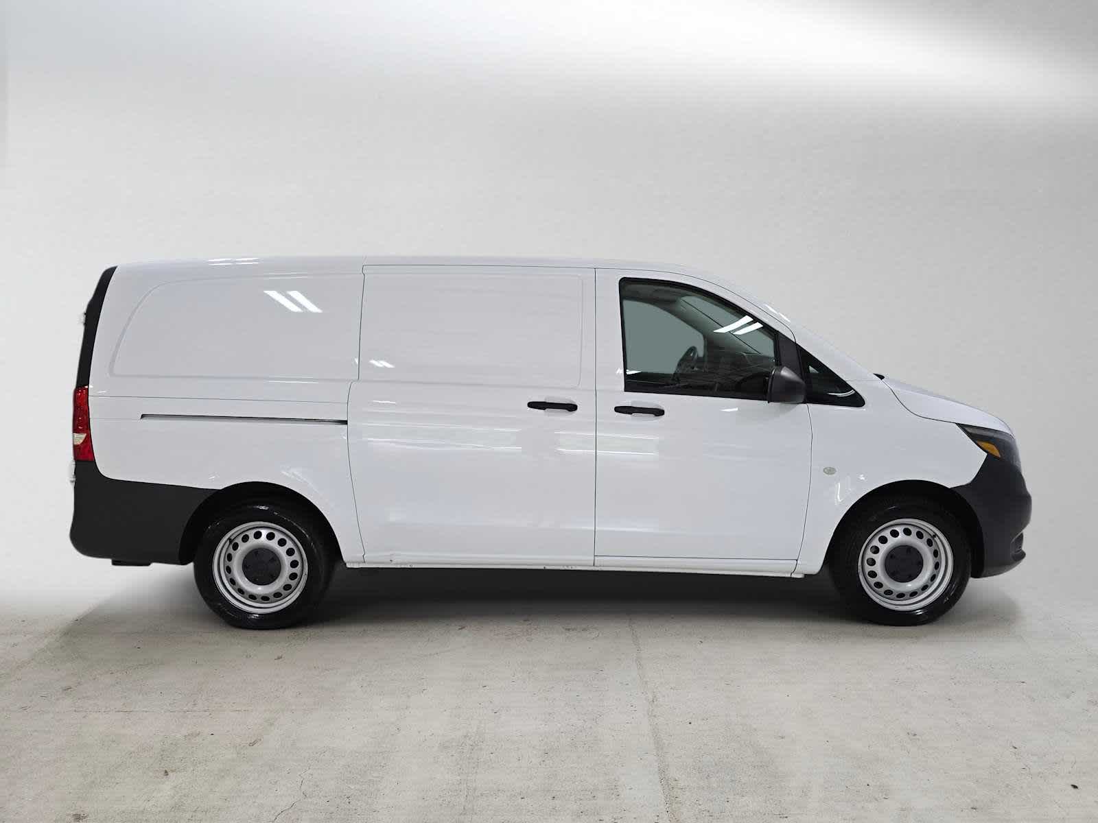 2020 Mercedes-Benz Metris Cargo Van Standard Roof 126 Wheelbase
